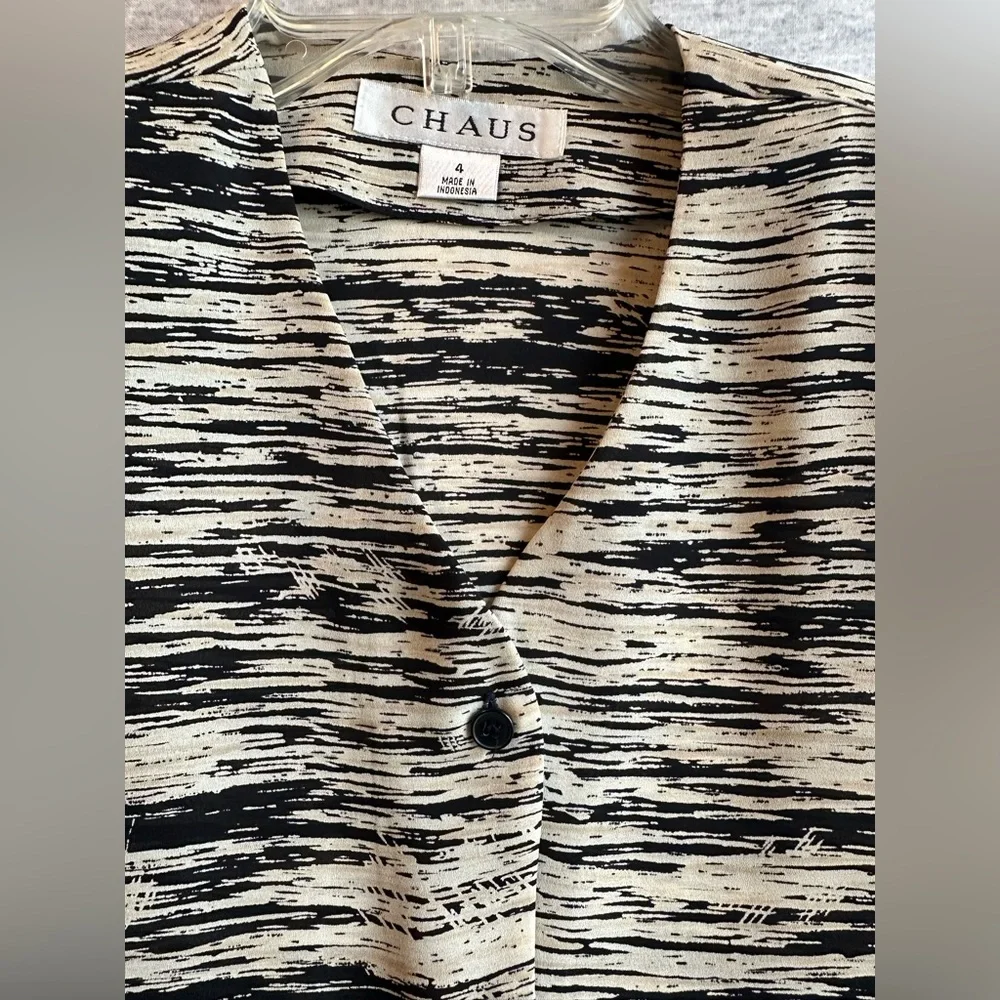 NWT Vintage 90s CHAUS Tribal Print Chiffon Blouse Size 4 - Picture 11 of 12